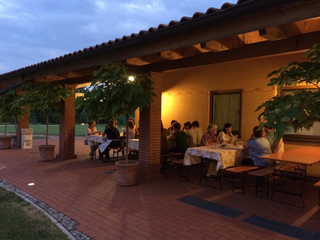 Corte All'Olmo เวโรนา ภายนอก รูปภาพ